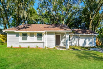 7 S Lake Pleasant Rd Apopka, FL 32703